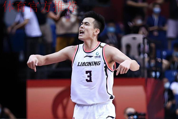 小组4场全胜，辽宁男篮晋级8强，韩德君21分宝刀不老 赵继伟21+13